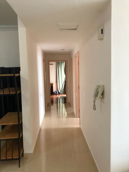 Kondominium untuk Disewa di Mutiara Villa Condominium - A Ee Ee - Corridor - PropertyGuru.com.my