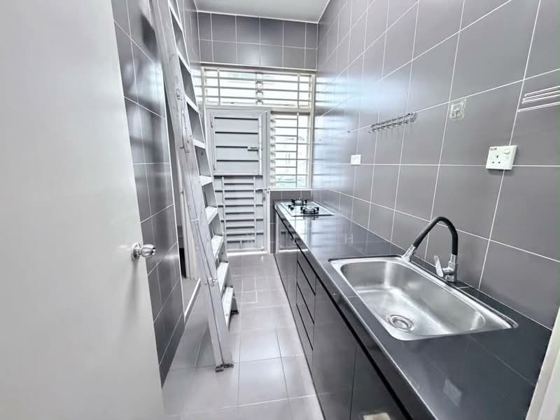 Rumah Teres 2 Tingkat untuk Dijual di Taman Setia Indah (Tebrau) - Max Loh - Kitchen - PropertyGuru.com.my
