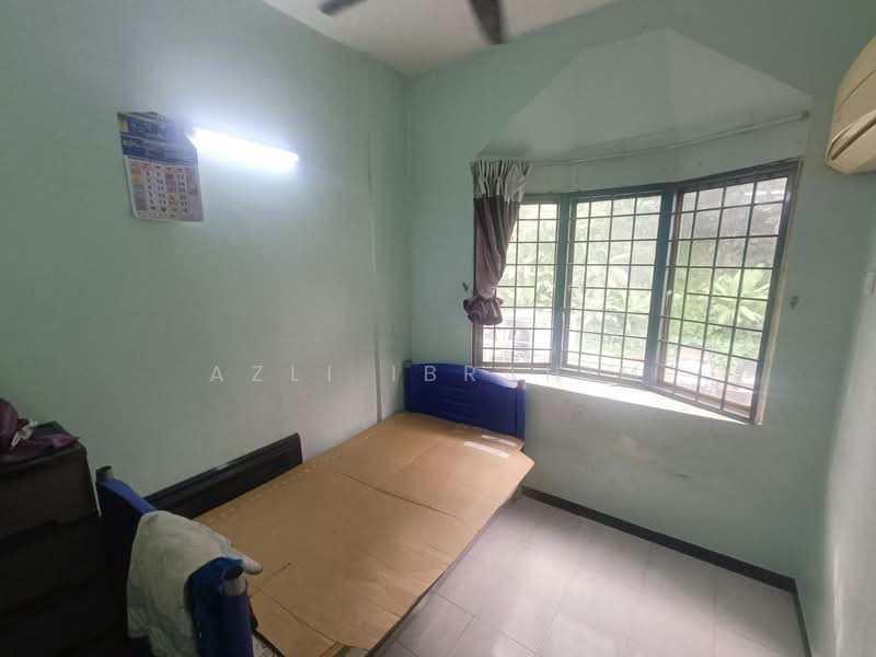 Apartment for Sale at Sri Ledang - Azli Ibrahim - Bedroom - PropertyGuru.com.my