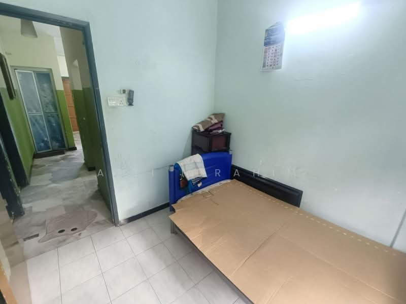 Apartment for Sale at Sri Ledang - Azli Ibrahim - Bedroom - PropertyGuru.com.my