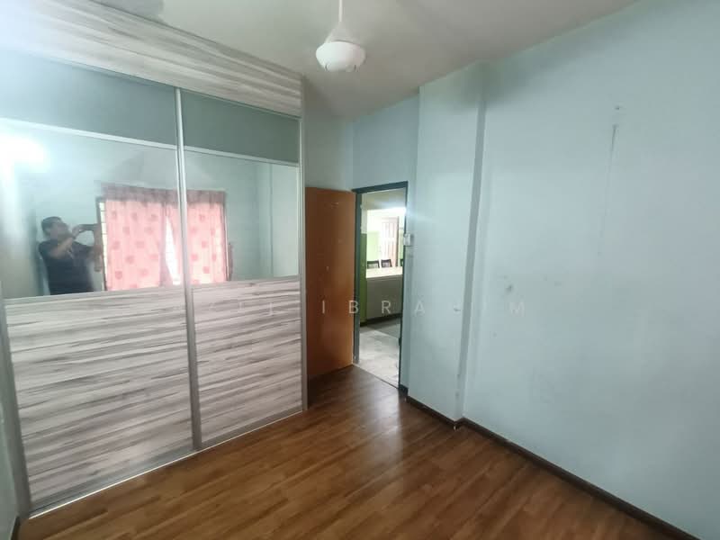 Apartment for Sale at Sri Ledang - Azli Ibrahim - Bedroom - PropertyGuru.com.my