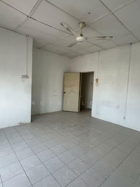 2-storey Terraced House for Sale in Bandar Bukit Tinggi (Klang) - Vincent Leong - Interior - PropertyGuru.com.my