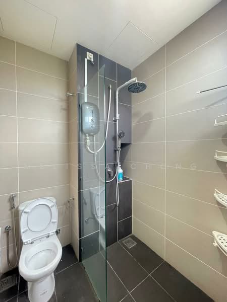 Service Residence for Sale at Zentro Residences Serviced Apartment - Melissa Chong - Bathroom - PropertyGuru.com.my