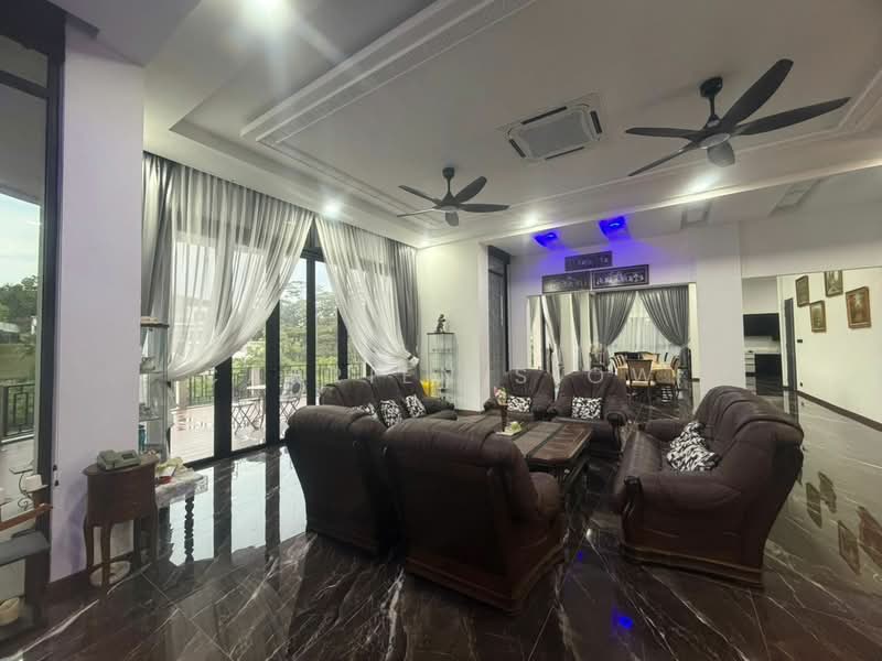 Bungalow House untuk Dijual di Ledang Heights (Iskandar Puteri (Nusajaya)) - Carrien Siow - Living Room - PropertyGuru.com.my