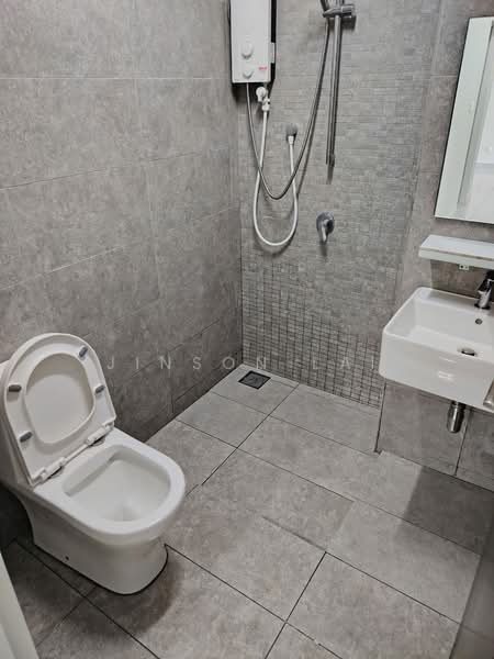 Kediaman Servis untuk Disewa di The Birch - Jinson Lai - Bathroom - PropertyGuru.com.my