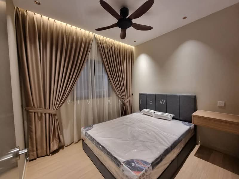 Kediaman Servis untuk Disewa di M Luna - Vivian Tew - Bedroom - PropertyGuru.com.my