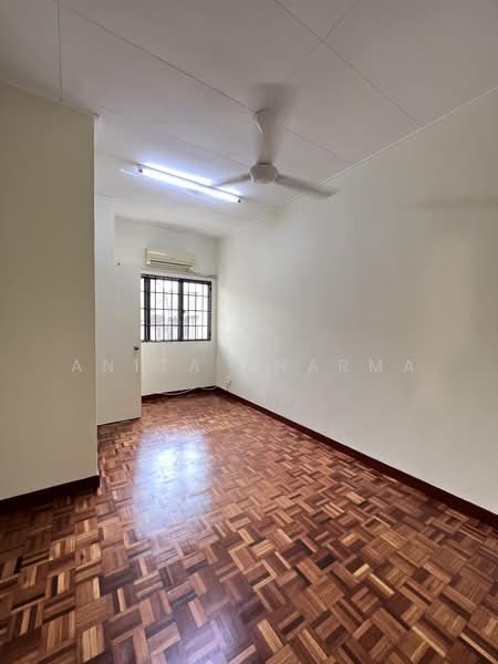 2-storey Terraced House for Rent in Bandar Utama 12 (Bandar Utama) - Anita Sharma - PropertyGuru.com.my