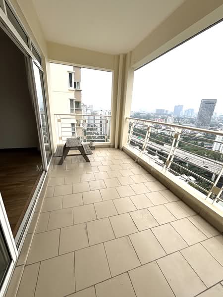 Kondominium untuk Disewa di Hijauan Kiara - Lachman Mulchandani - Balcony - PropertyGuru.com.my