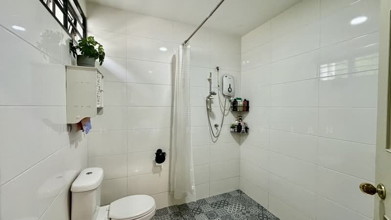Bungalow for Sale in Bangsar (Kuala Lumpur) - Ruth Chin May Lan - Bathroom - PropertyGuru.com.my