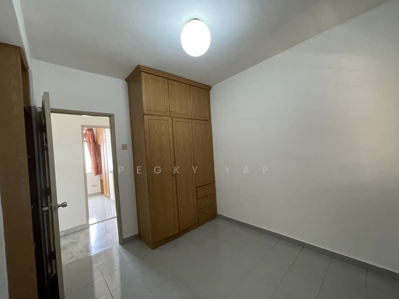 Pangsapuri untuk Disewa di Pangsapuri Nilam - Pegky Yap - PropertyGuru.com.my