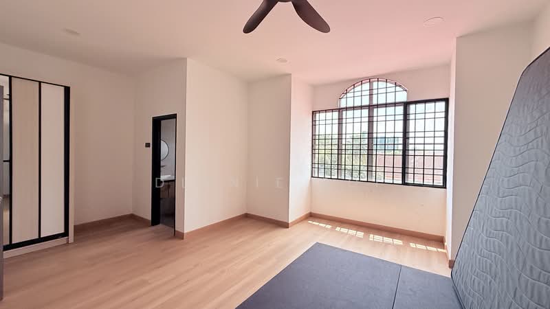 Rumah Teres 2-Tingkat untuk Dijual di Taman Pelangi Semenyih (Semenyih) - Dlynie Ooi - Bedroom - PropertyGuru.com.my