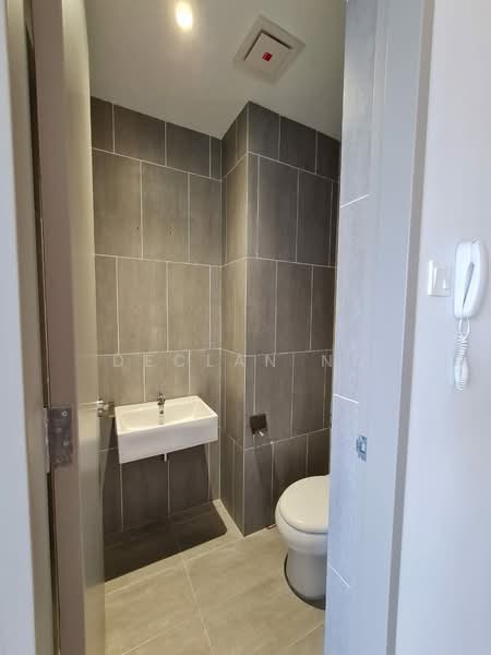 Kediaman Servis untuk Disewa di Iconic Regency - Declan Ng - Bathroom - PropertyGuru.com.my