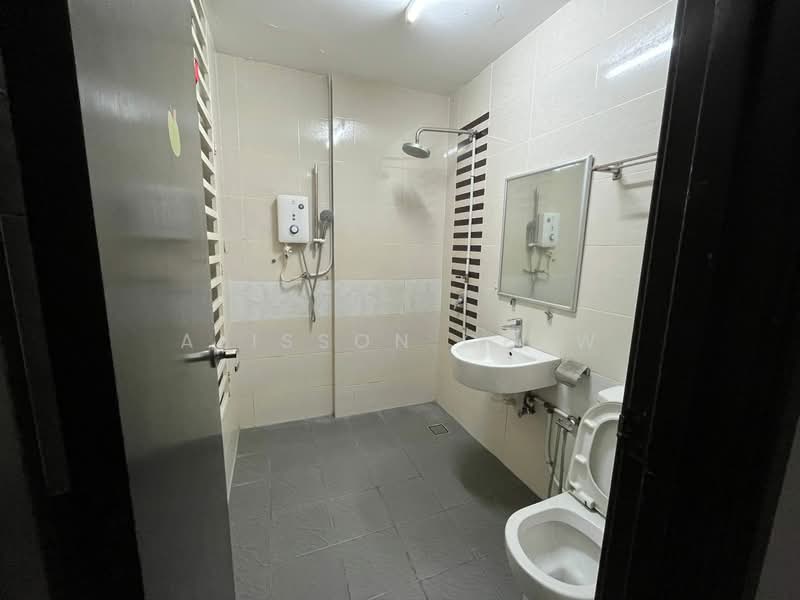Condominium for Sale at The Brezza - Alisson Chew - Bathroom - PropertyGuru.com.my