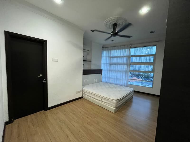 Condominium for Sale at The Brezza - Alisson Chew - Bedroom - PropertyGuru.com.my