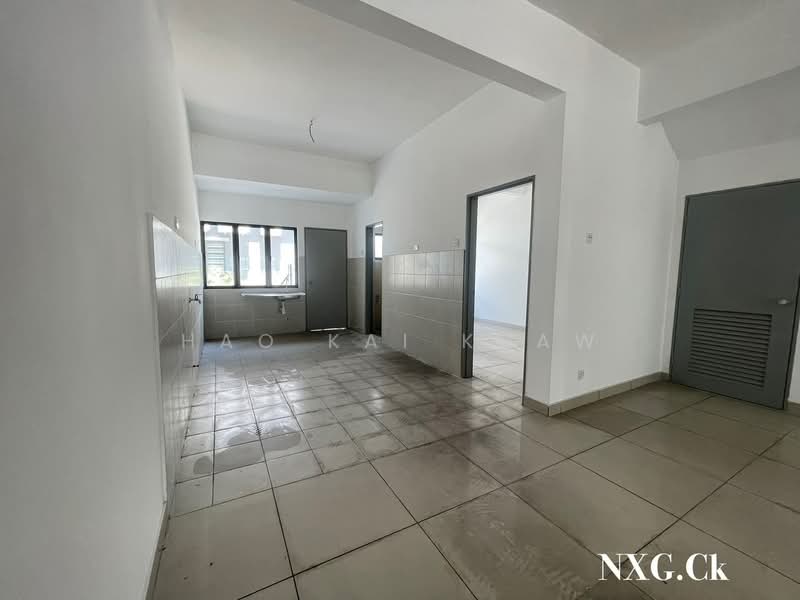 2.5-storey Terraced House for Sale in Bukit Raja (Selangor) - Hao Kai Khaw - Kitchen - PropertyGuru.com.my