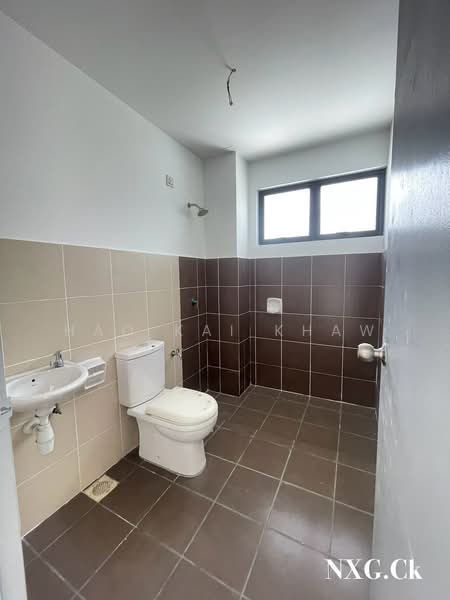 2.5-storey Terraced House for Sale in Bukit Raja (Selangor) - Hao Kai Khaw - Bathroom - PropertyGuru.com.my