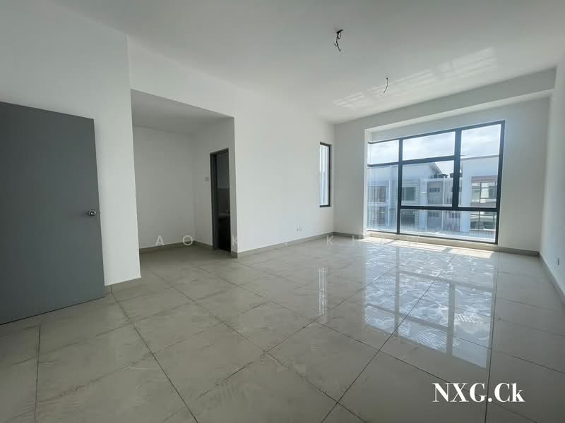 2.5-storey Terraced House for Sale in Bukit Raja (Selangor) - Hao Kai Khaw - Living Room - PropertyGuru.com.my