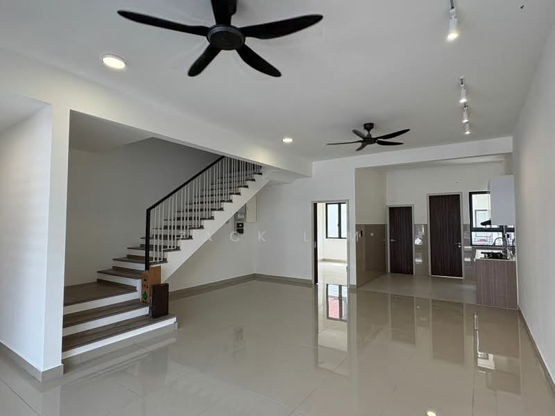Terraced House for Sale in Sungai Buloh (Selangor) - Zack Lim - Living Room - PropertyGuru.com.my