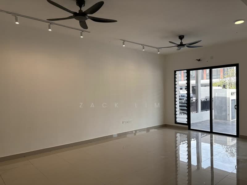 Terraced House for Sale in Sungai Buloh (Selangor) - Zack Lim - Living Room - PropertyGuru.com.my