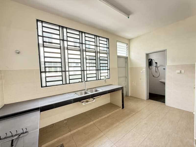 Rumah Teres 2-Tingkat untuk Disewa di Bandar Baru Sri Klebang (Chemor) - Kelvin Chong - Kitchen - PropertyGuru.com.my