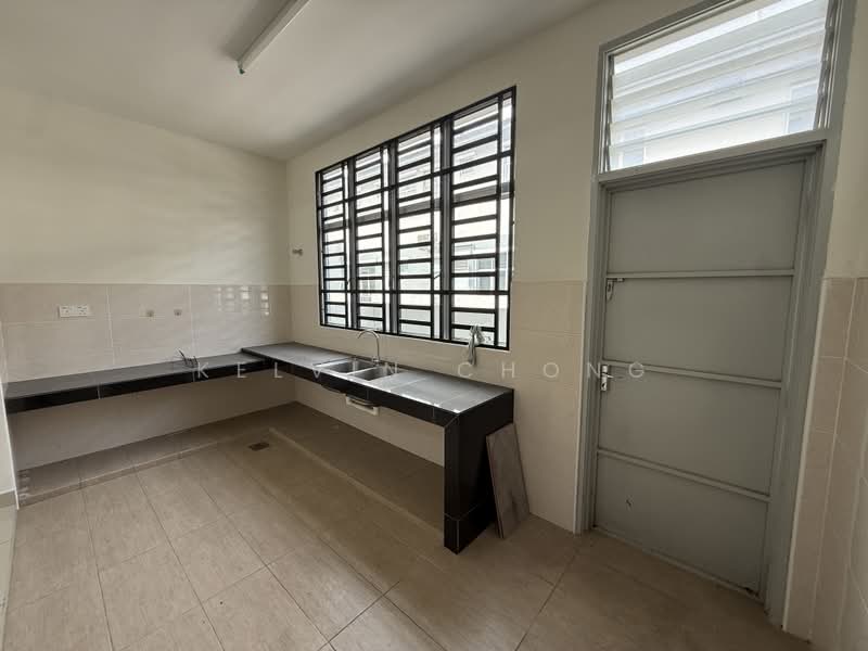 Rumah Teres 2-Tingkat untuk Disewa di Bandar Baru Sri Klebang (Chemor) - Kelvin Chong - Kitchen - PropertyGuru.com.my