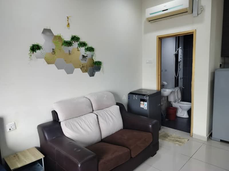 Pangsapuri untuk Disewa di Zennith Suites (Pangsapuri Kebun Teh) - Vinz Ang - Living Room - PropertyGuru.com.my