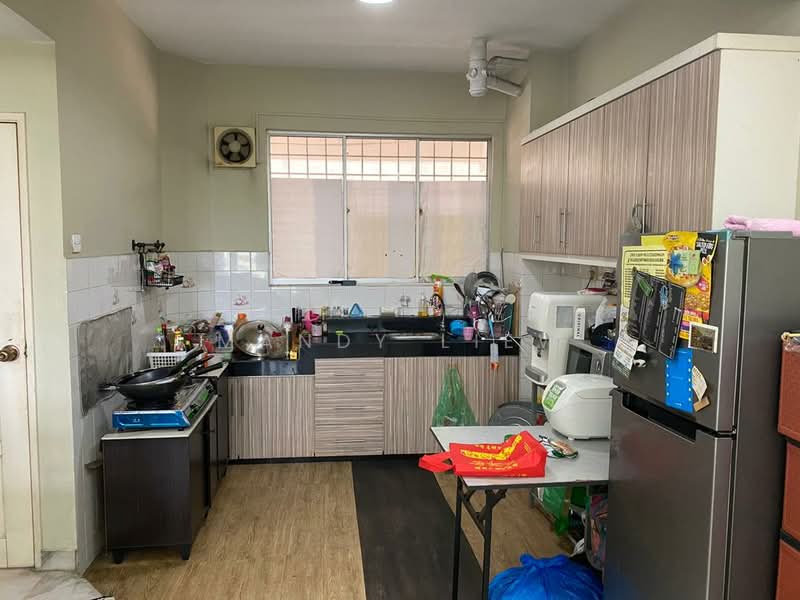 Condominium for Sale at Petaling Indah Condominiums - Mandy Liew - Kitchen - PropertyGuru.com.my