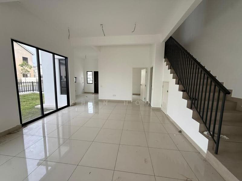 Rumah Teres 2-Tingkat untuk Dijual di Bandar Cassia (Batu Kawan) - Zhen Hong - Living Room - PropertyGuru.com.my
