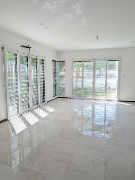 Bungalow House untuk Dijual di Seksyen U9 (Shah Alam) - Sam Thoo - Living Room - PropertyGuru.com.my
