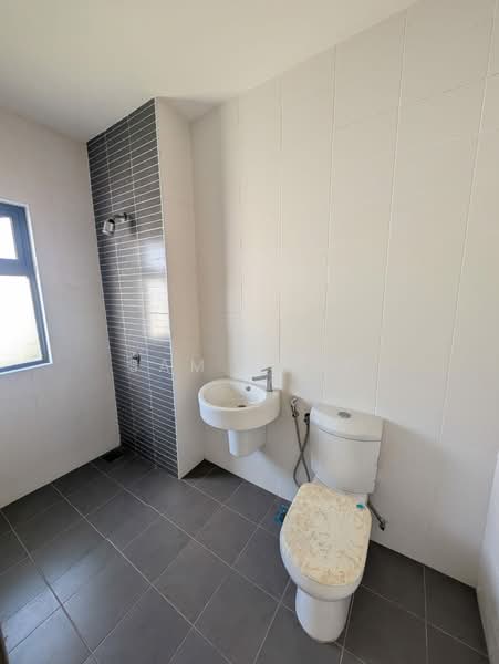 Bungalow House untuk Dijual di Seksyen U9 (Shah Alam) - Sam Thoo - Bathroom - PropertyGuru.com.my