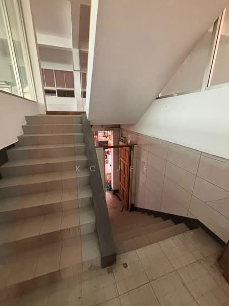 Shop for Rent in King center (Kuching) - KC Jee - PropertyGuru.com.my
