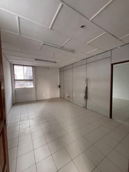 Shop for Rent in King center (Kuching) - KC Jee - PropertyGuru.com.my
