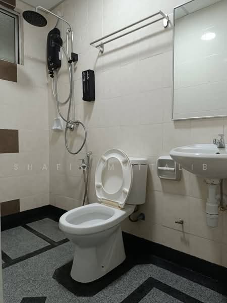 Kediaman Servis untuk Disewa di The Academia @ South City Plaza - Shafiq Muttalib - Bathroom - PropertyGuru.com.my