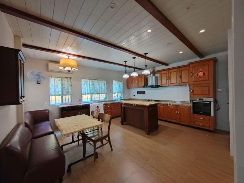 Semi-Detached House for Sale in Taman Koperasi Cuepacs (Cheras) - Adzura Zamedin - Kitchen - PropertyGuru.com.my