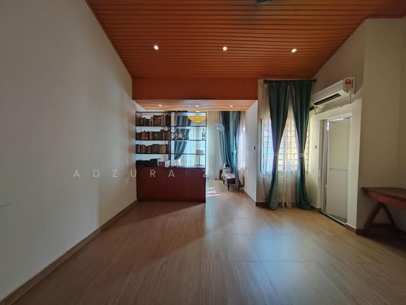 Semi-Detached House for Sale in Taman Koperasi Cuepacs (Cheras) - Adzura Zamedin - Living Room - PropertyGuru.com.my
