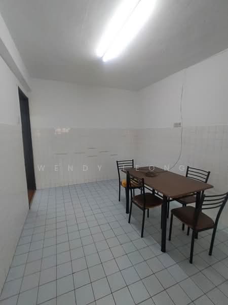 2-storey Terraced House for Rent in Taman Serdang Raya (Seri Kembangan) - Wendy Leong - Dining Room - PropertyGuru.com.my