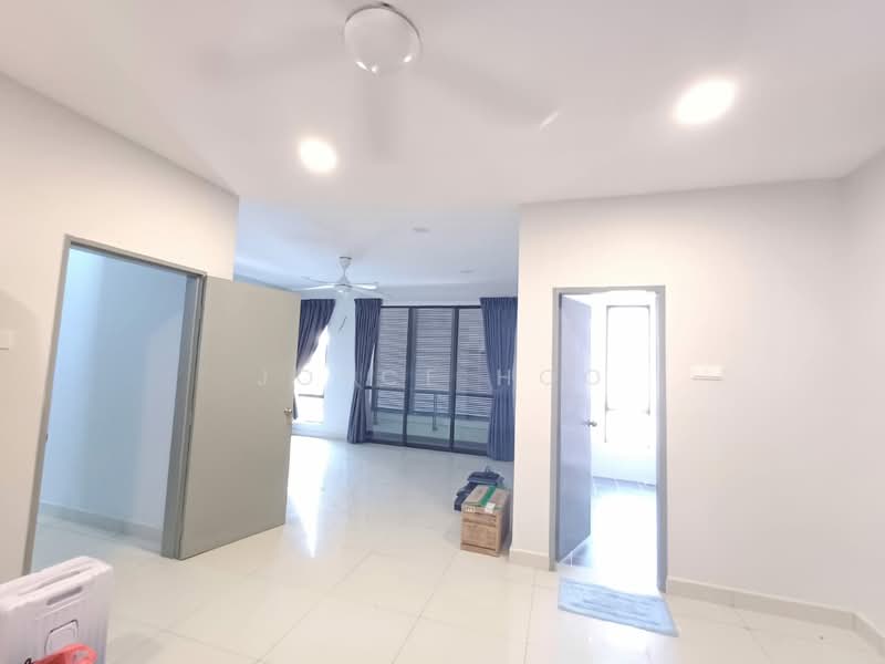 Rumah Teres 3-Tingkat untuk Dijual di Bandar Puteri Puchong (Puchong) - Joyce Hoo - Living Room - PropertyGuru.com.my