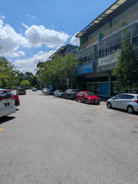 Shop / Office for Sale in Bukit Jelutong (Shah Alam) - Sam Thoo - Exterior - PropertyGuru.com.my