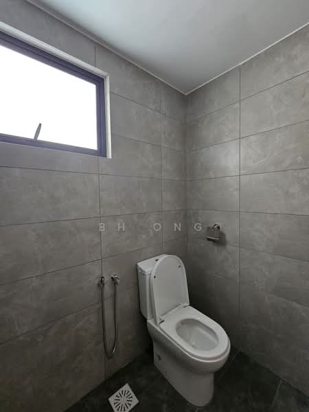 Shop for Rent in Skyloft Avenue (Puchong) - BH Ong - Bathroom - PropertyGuru.com.my