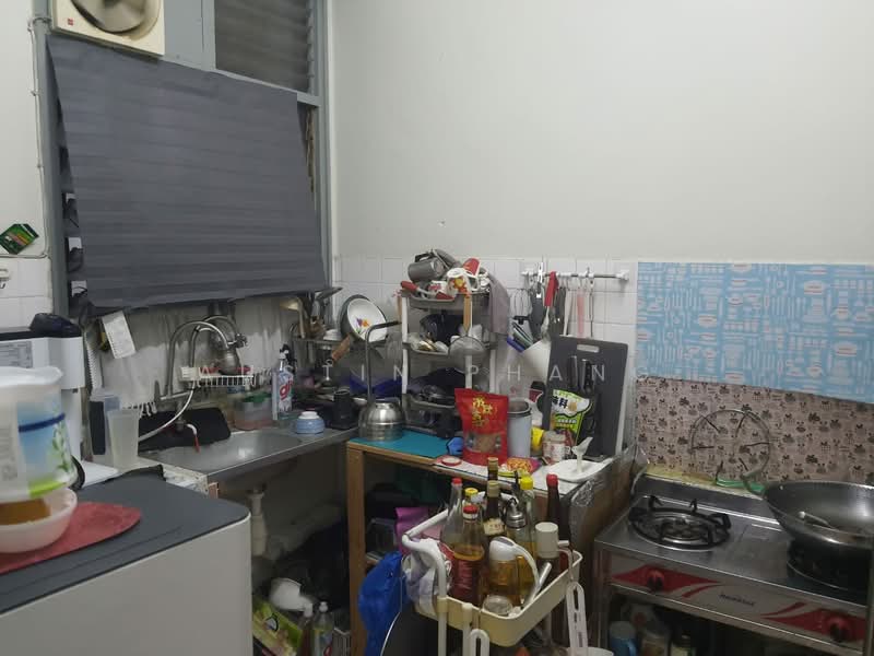 Pangsapuri untuk Dijual di Apartment Arena Shamelin - Austin Phang - Kitchen - PropertyGuru.com.my