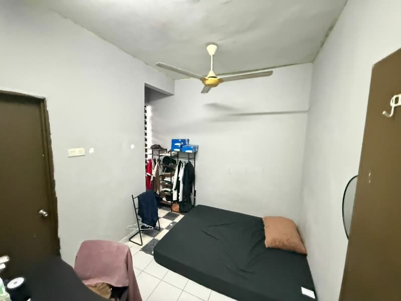 2-storey Terraced House for Sale in Kota Emerald (Rawang) - David Lee - Bedroom - PropertyGuru.com.my
