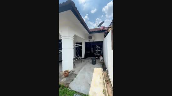 Semi-Detached House for Sale in Kota Warisan (Sepang) - NUZULHAKIMI . - PropertyGuru.com.my