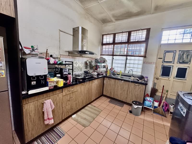 Semi-Detached House for Sale in Kota Warisan (Sepang) - NUZULHAKIMI . - PropertyGuru.com.my
