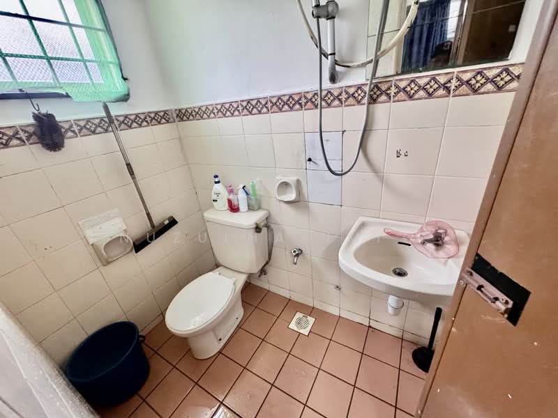Semi-Detached House for Sale in Kota Warisan (Sepang) - NUZULHAKIMI . - PropertyGuru.com.my