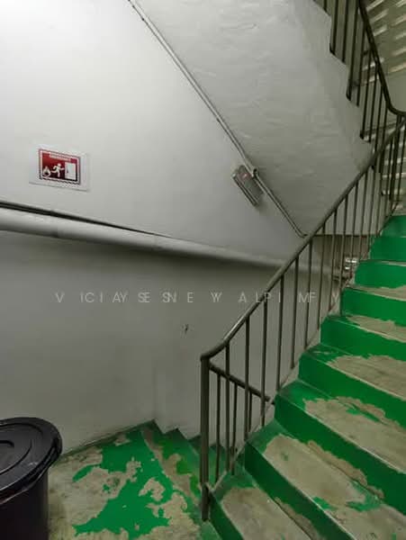 Shop for Sale in Klang (Selangor) - Cassey Lim - Corridor - PropertyGuru.com.my