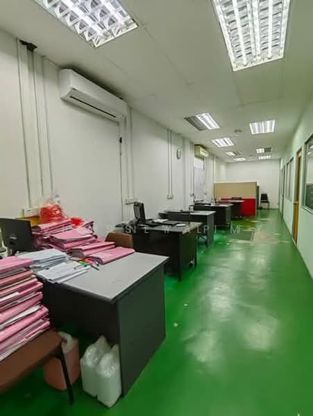 Shop for Sale in Klang (Selangor) - Cassey Lim - Interior - PropertyGuru.com.my