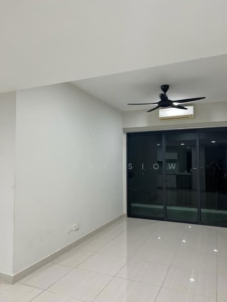 Service Residence for Sale at DEX Suites 2.0 (Tower B) @ Kiara East - Yanny Siow - Living Room - PropertyGuru.com.my
