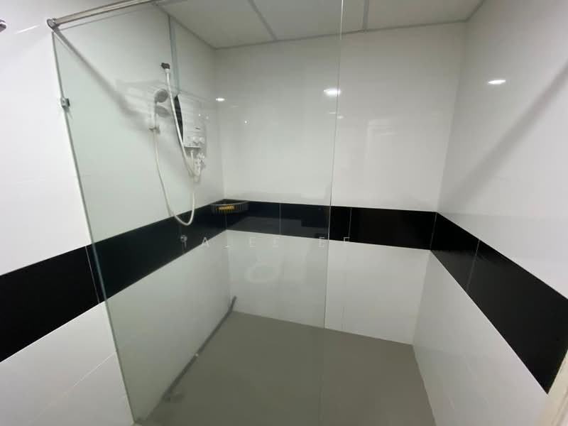 Condominium for Rent at Mansion One - A Ee Ee - Bathroom - PropertyGuru.com.my