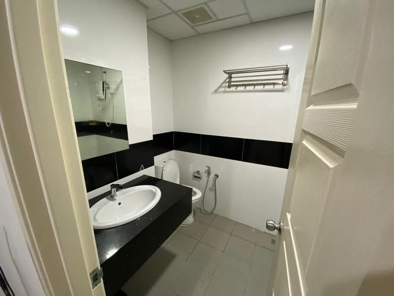 Condominium for Rent at Mansion One - A Ee Ee - Bathroom - PropertyGuru.com.my
