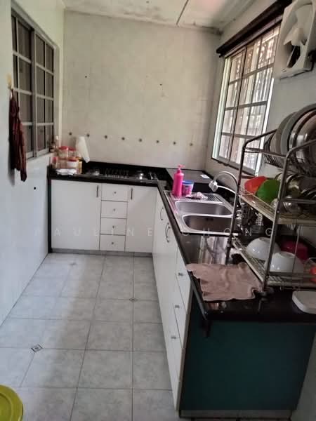 Rumah Teres untuk Dijual di Bukit Rahman Putra (Sungai Buloh) - Pauline Chong - Kitchen - PropertyGuru.com.my